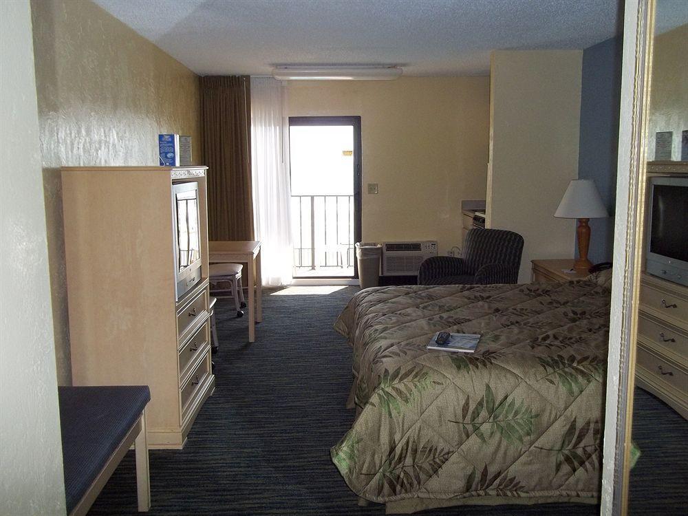 Holiday Inn Express & Suites Oceanfront Daytona Beach Shores By Ihg Kültér fotó