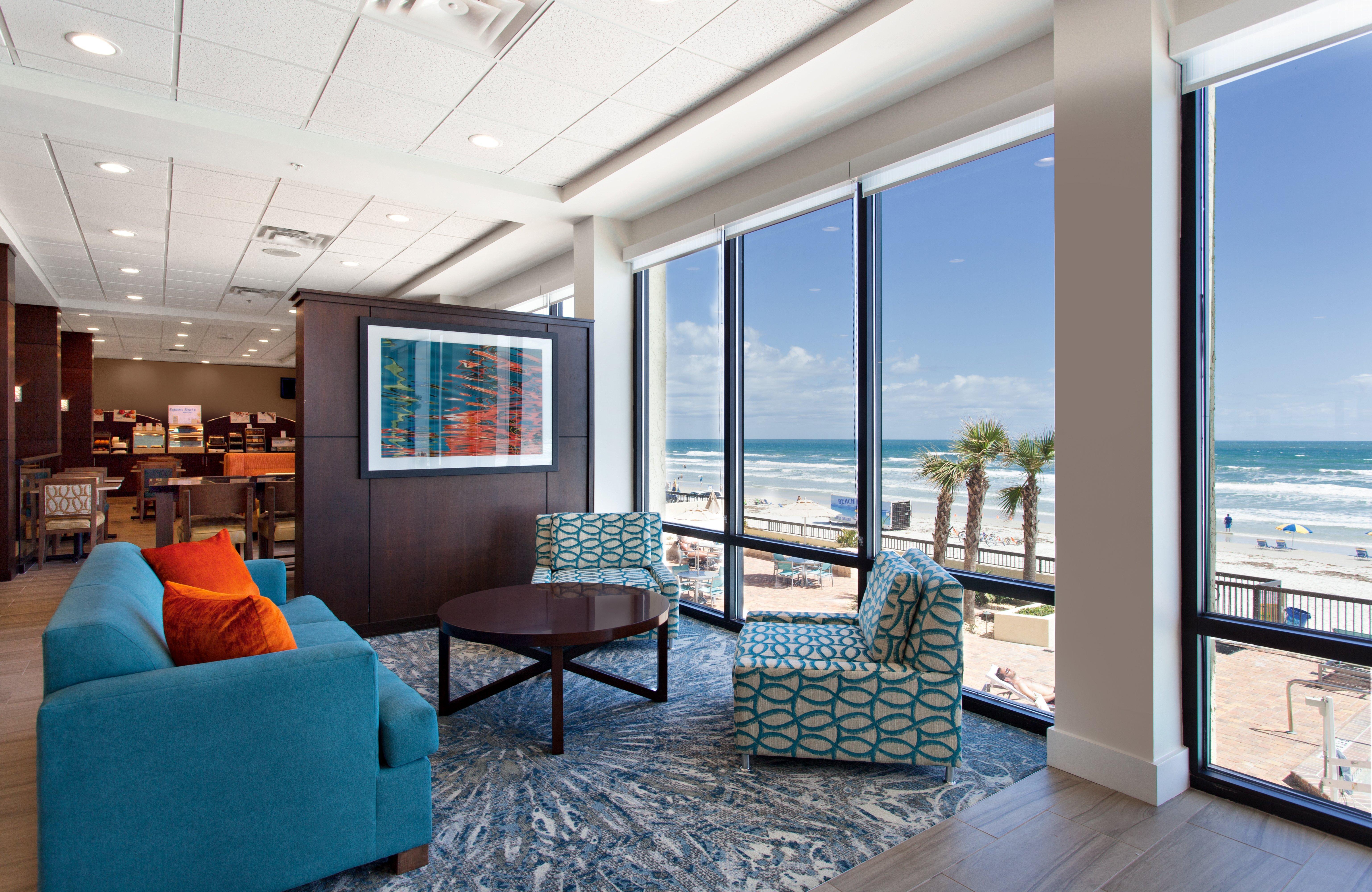 Holiday Inn Express & Suites Oceanfront Daytona Beach Shores By Ihg Kültér fotó