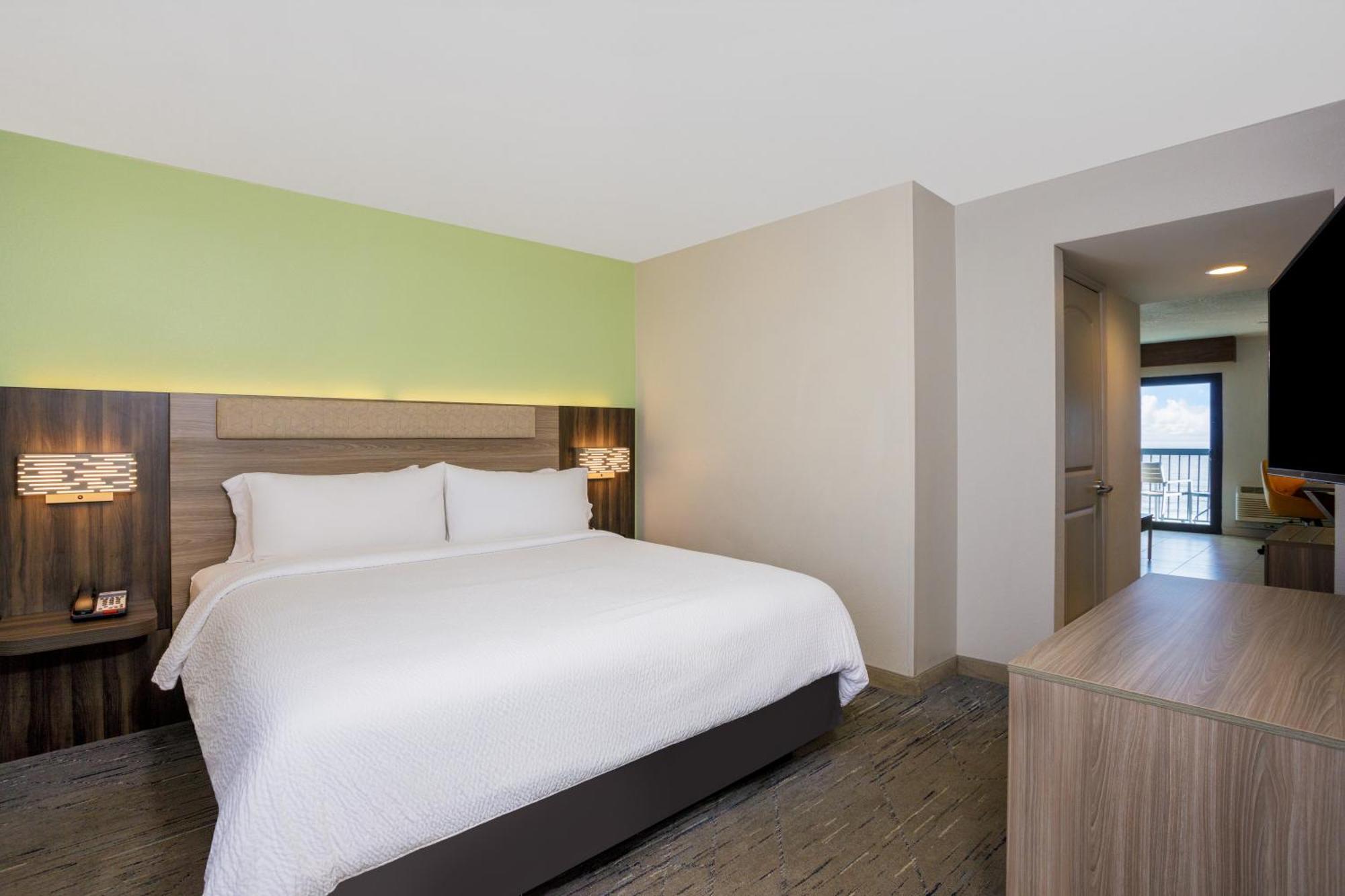 Holiday Inn Express & Suites Oceanfront Daytona Beach Shores By Ihg Kültér fotó